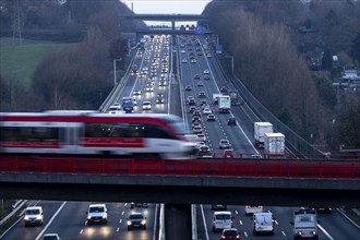 A3 motorway between Düsseldorf and Leverkusen, near Erkrath, railway bridge, Regio train