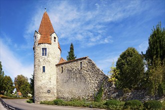 Old town wall with Maderturm, south-western corner tower of the ring wall from 1350, reconstructed