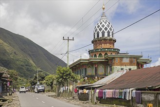 Mesjid Desa Bante, colourful mosque in the village Sembalun Lawang at the foot of Mount Rinjani,