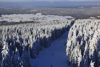 Winter landscape in the Fichtelgebirge, here the Ochsenkopf Nord ski run, Bayreuth district, Upper