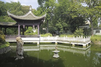 Temple with pond in the Chinese Garden, Garden of Heavenly Peace, pavilion, Chinese, garden art,