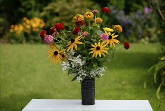 Bouquet of flowers in vase, bouquet of flowers in vase, plants, summer, blooming ing