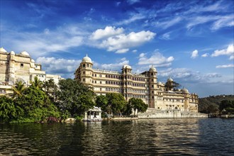 City Palace view from the lake. Udaipur, Rajasthan, India, Asia