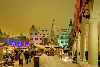 The nostalgic Christmas market in the stable yard of Dresden's Residence Palace also offers quiet