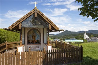 Chapel near the village of Koppl, Osterhorn Group, Flachgau, province of Salzburg, Austria, Europe