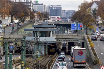 Motorway A40, Ruhrschnellweg, in Essen, route through the city centre, is affected by a possible