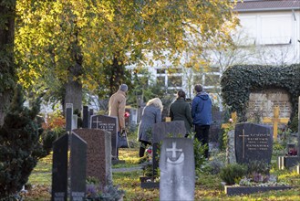 All Saints' Day at the Bergfriedhof cemetery in Stuttgart. Catholics commemorate their deceased