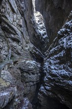 Winter, snowy landscape, hiking trail through the Breitachklamm gorge near Oberstdorf, Oberallgäu,