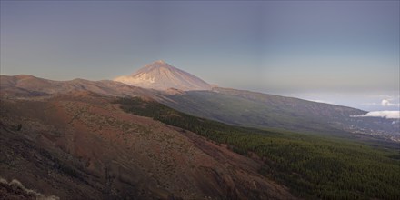 Panorama from east over the Teide National Park, Parque Nacional del Teide, to Pico del Teide,