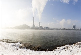 BASF plant site on the Rhine, chemical company, foggy mood, Ludwigshafen, snow,