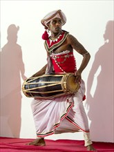 Dancers and drummers, Oak-Ray dance, Sri Lanka, Asia