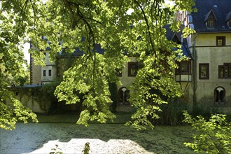 The castle, which developed from a medieval moated castle with towers, curtain wall and moat and