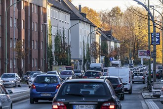 Gladbecker Straße in Essen, B224, inner-city street in Essen heavily polluted by air pollution,