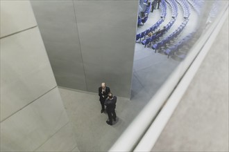 (L-R) Olaf Scholz (SPD), Bundeskanzler, und Volker Wissing (FDP), Bundesminister fuer Verkehr und