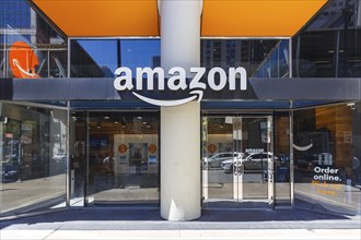 Amazon Pick up Store Pick up point for goods ordered online on the Internet in Chicago, USA, North