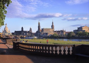 Dresden Scherenschnitt