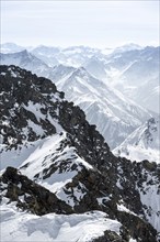 Peaks and mountains in winter, Sellraintal, Stubai Alps, Kühtai, Tyrol, Austria, Europe