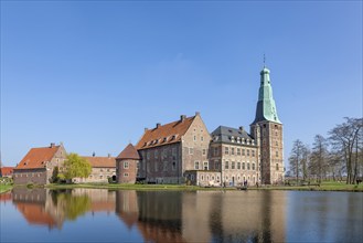 Raesfeld moated castle, Münsterland, North Rhine-Westphalia, Germany, Europe