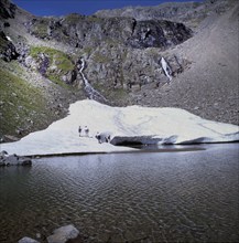 AUT, Austria, Matrei: For mountain hikers, the mountain tour on the Venedigerhoehenweg, here on 12