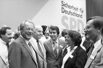 SPD election party conference in Essen on 09.06.1980. Willy Brandt with delegates, Germany, Europe