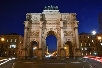 Siegestor by the architect Friedrich von Gärtner (1852), blue hour, blue hour, Munich, Bavaria,