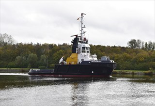 Fireboat, lightship, fire-fighting boat, on the Kiel Canal, Schleswig-Holstein, Germany, Europe