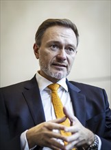 Christian Lindner (FDP), Bundesminister der Finanzen, aufgenommen waehrend eines Interviews im