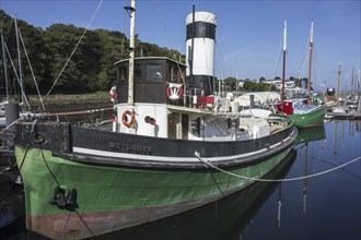 Tugboat at the Port Musée, boat museum at Douarnenez, Finistère, Brittany, France, Europe