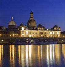 DEU Saxony Dresden Dresden Silhouette