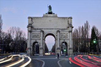 Siegestor by the architect Friedrich von Gärtner (1852), blue hour, Munich, Bavaria, Germany,