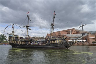 Replica pirate ship excursion boat Lew on the Motlawa, Old Town, Gdansk, Pomeranian Voivodeship,