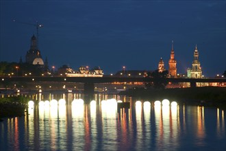 DEU Saxony Dresden Dresden Silhouette