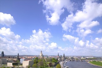 DEU Saxony Dresden Dresden Silhouette