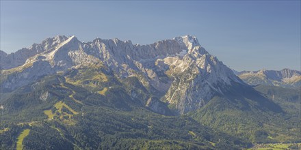 Panorama from Wank, 1780m, onto the Wetterstein Mountains with Alpspitze 2628m, Jubiläumsgrat and