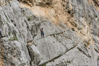 Gorge and climbing rocks, Gorges d'Ubrieux, Buis-les-Baronnies, Drôme department, Provence,