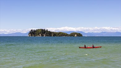 Motuareronui-Adele Island, Apple Tree Bay, canoeist Kaiteriteri, New Zealand, Oceania