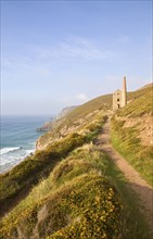 Ruins of Towanroath Pumping House at the Wheal Coates Tin Mine, St Agnes Head, Cornwall, England,