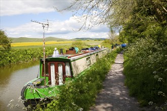 Kennet and Avon canal stretch between All Cannings and Alton Barnes, Vale of Pewsey, Wiltshire,