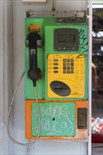 Analogue telephone, landline, telephone box, communication, speak, communicate, call, contact, old,