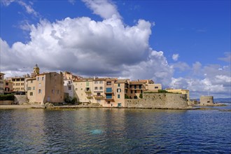 Old town, with remains of city walls, Saint Tropez, Var, French Riviera, Provence-Alpes-Cote