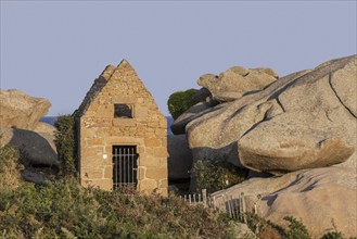 17th century gunpowder magazine along the Côte de granit rose, Pink Granite Coast at Ploumanac'h,