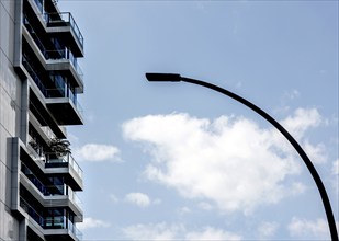 New build flats at the East Side Gallery, Berlin, 02.07.2023