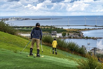 CopenHill, waste incineration plant and artificial ski slope, skiing with a view of the Øresund, 90