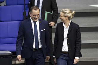 Tino Chrupalla, AfD, and Alice Weidel, AfD parliamentary group leader, arrive together in the