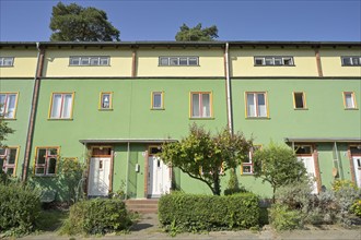 Residential building in the Zehlendorf forest estate Onkel Toms Hütte, architect Bruno Taut, Am