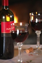 Red wine in glasses, nutrition, food, alcohol, food culture, open fire, romance, Hamburg, Hamburg,