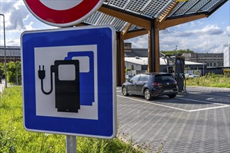 E-fuelling station on the site of the former Lohberg colliery in Dinslaken, 4 300 kW fast-charging