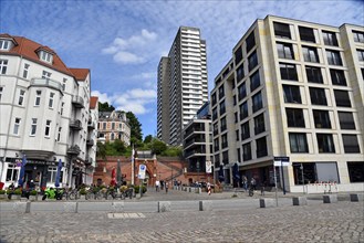 Europe, Germany, Hanseatic city of Hamburg, district Altona, Große Elbstraße, view to the Köhlbrand