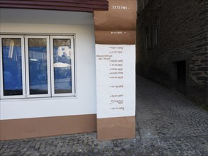 Flood level display of the Moselle in Bernkastel, Rhineland-Palatinate, Germany, Europe