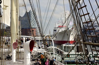 Europe, Germany, Hamburg, Elbe, Cap San Diego, in the background Elbe Philharmonic Hall, Hamburg,